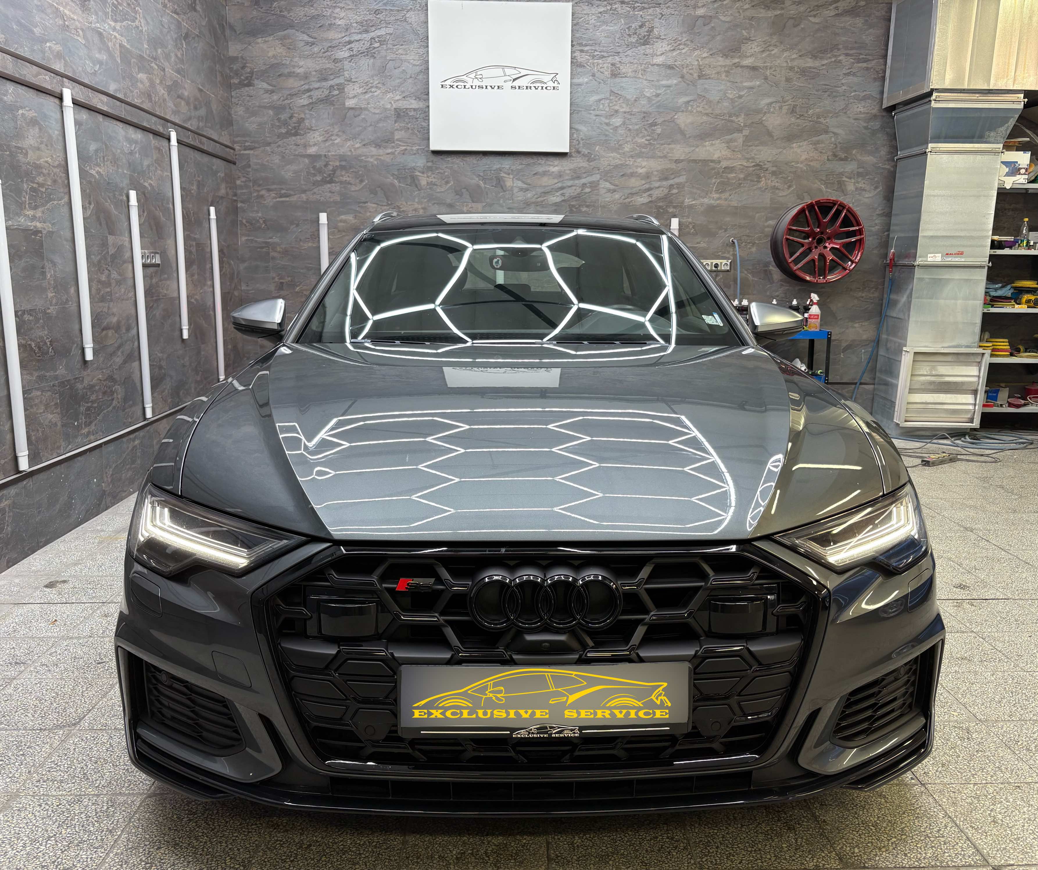 Audi S6 Avant